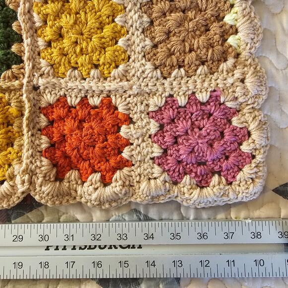 CROCHET Granny Square Afghan Blanket Earth Tones 38" x 29" - Picture 4 of 7